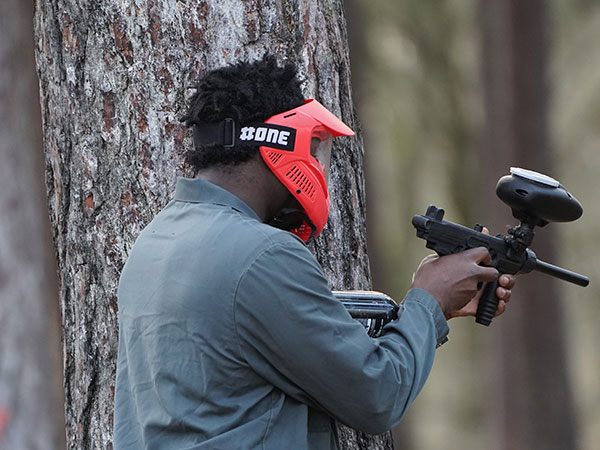 Paintball adultes Louvain-la-Neuve – Activité sécurisée avec lanceurs adaptés aux joueurs adultes Paintball adultes Louvain-la-Neuve – Activité sécurisée avec lanceurs adaptés aux joueurs adultes