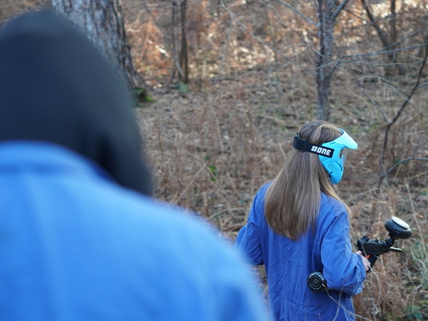 Family and friends enjoying a activity paintball friendly the weekend near Tervuren