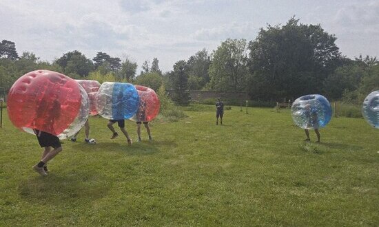 bubble-foot-team-building Bubble foot team building